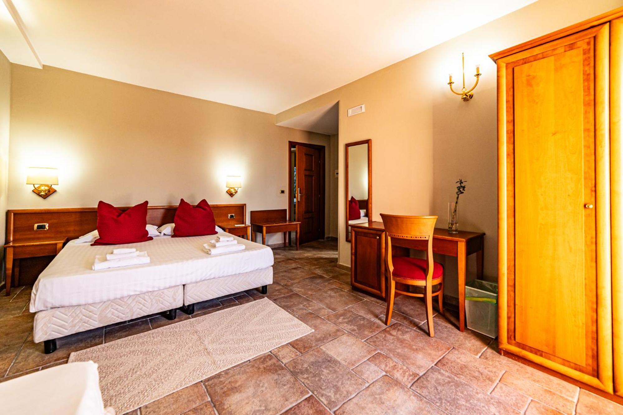 Malia Home Catania Bagian luar foto