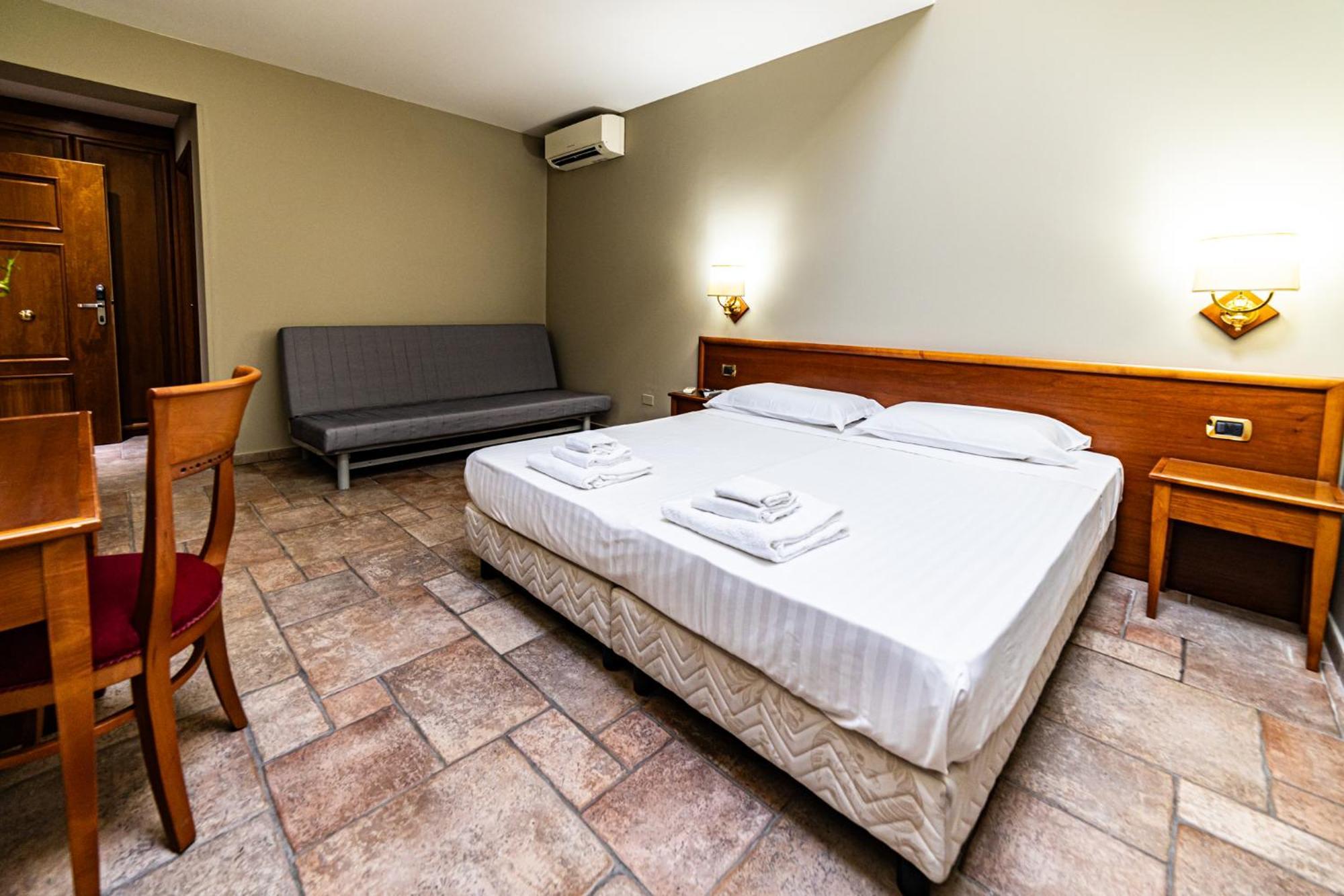 Malia Home Catania Bagian luar foto