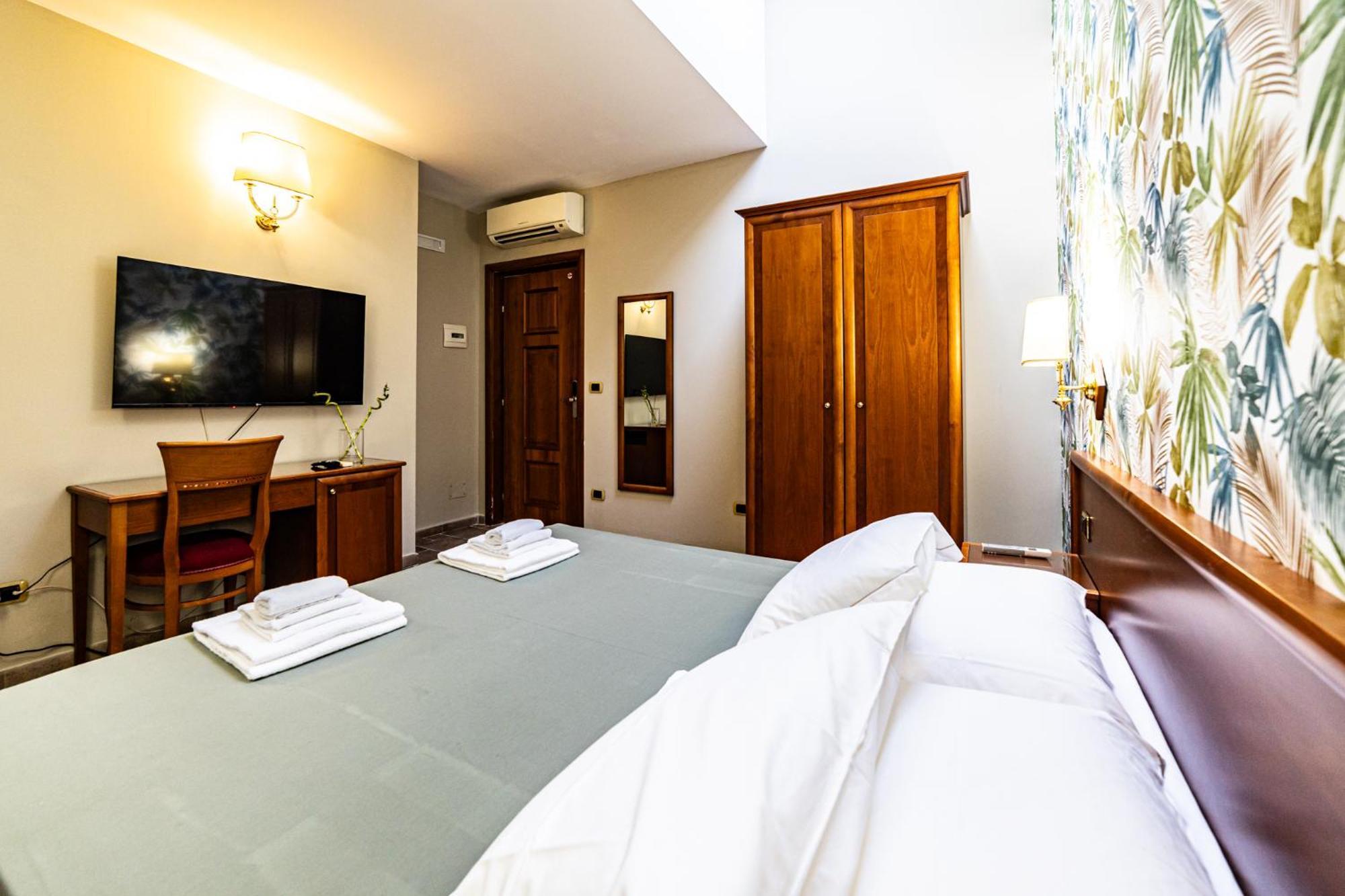 Malia Home Catania Bagian luar foto
